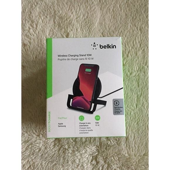 Belkin BOOSTCHARGE 10W Qi Wireless charging stand - Picture 1 of 2
